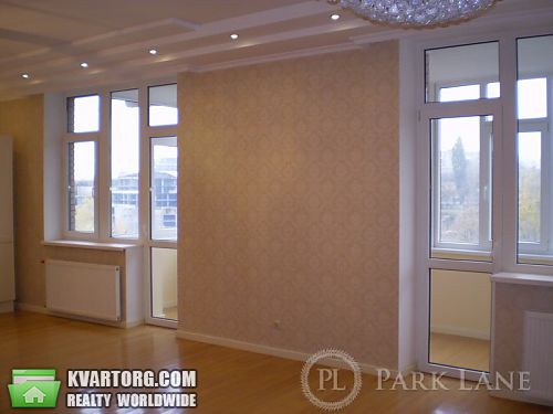 Sell 2-room apartment. Киев,  Старонаводницкая — photo 2
