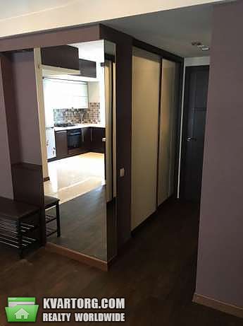 Rent out 2-room apartment. Киев,  Белорусская — photo 4