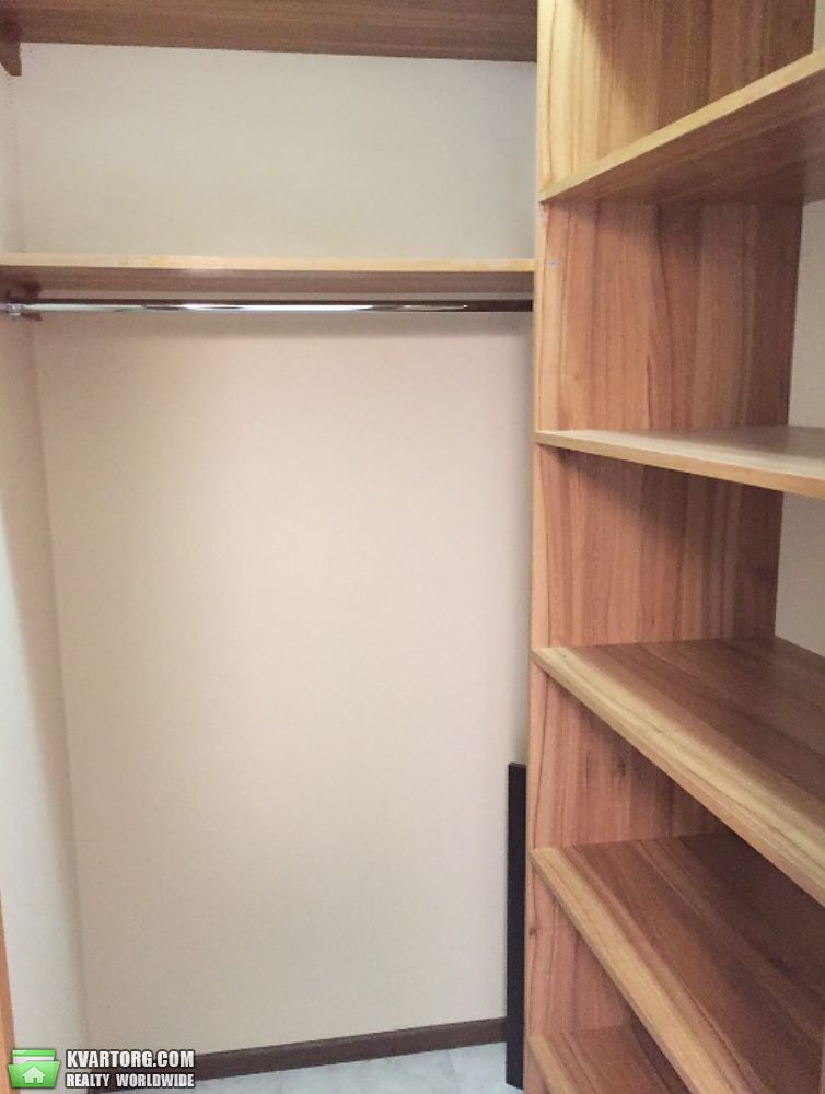 Rent out 1-room apartment. Киев,  Харьковское шоссе — photo 4