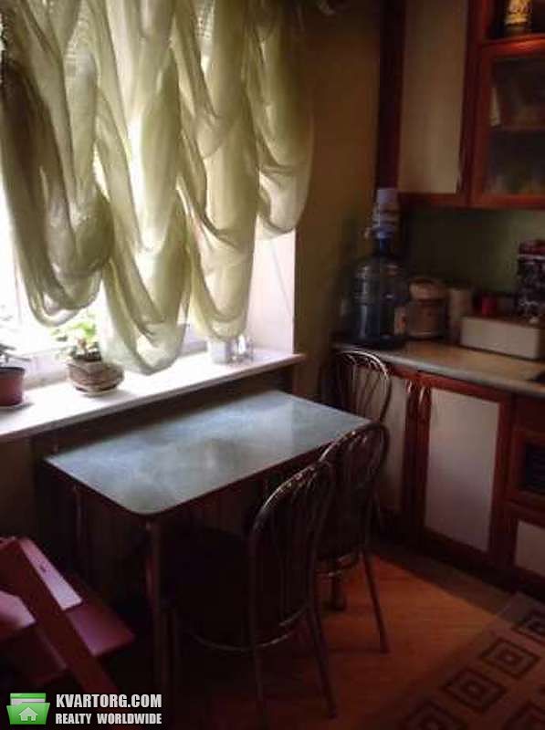 Sell 2-room apartment. Киев,  Первомайского — photo 4