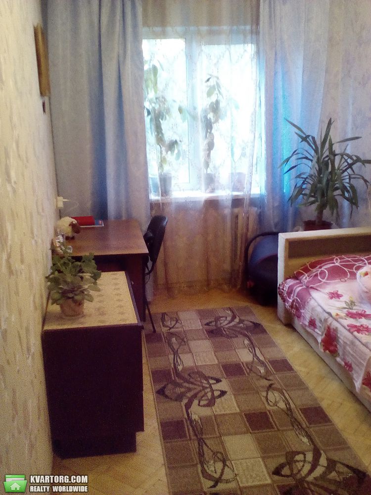 Sell 2-room apartment. Киев,  Метростроевская — photo 5