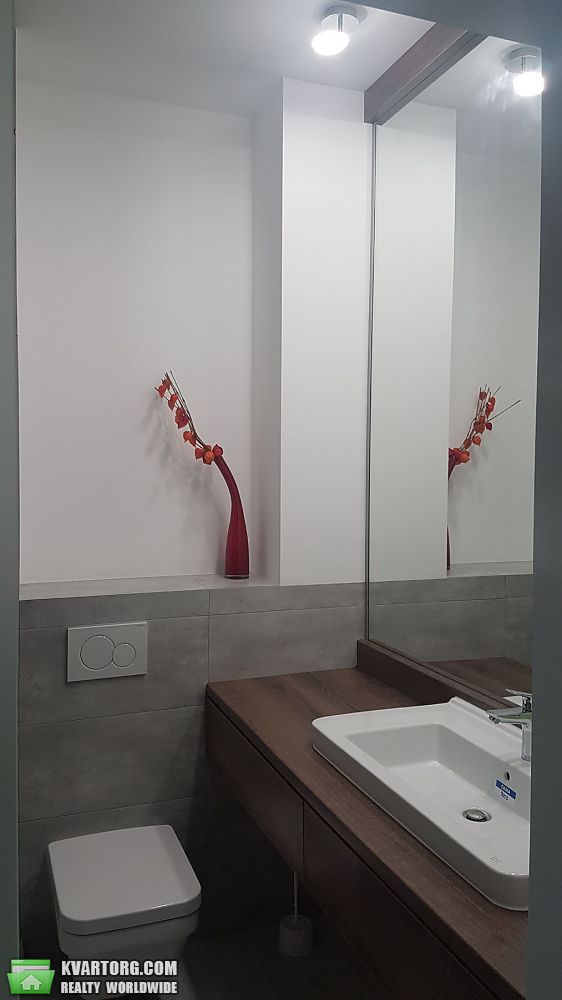 Rent out 1-room apartment. Киев,  Саперное поле — photo 9