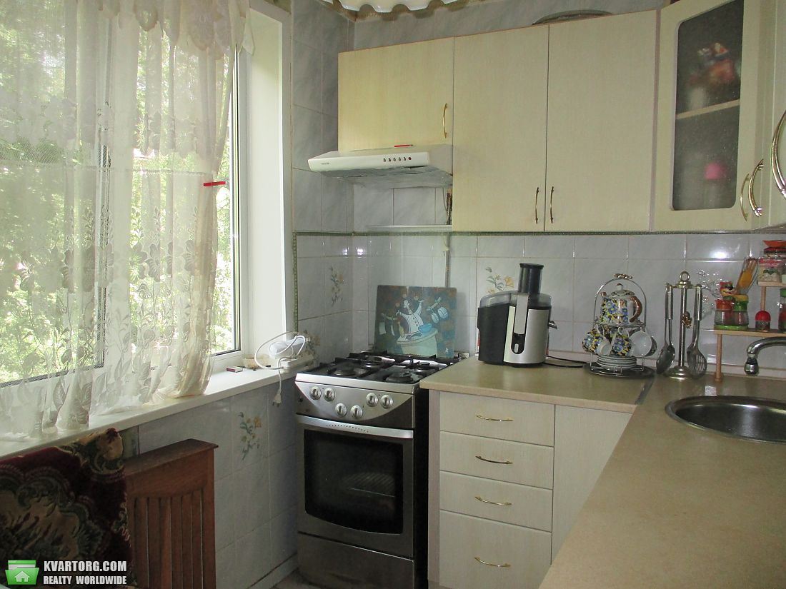 Sell 2-room apartment. Киев, Петра Запорожца — photo 1