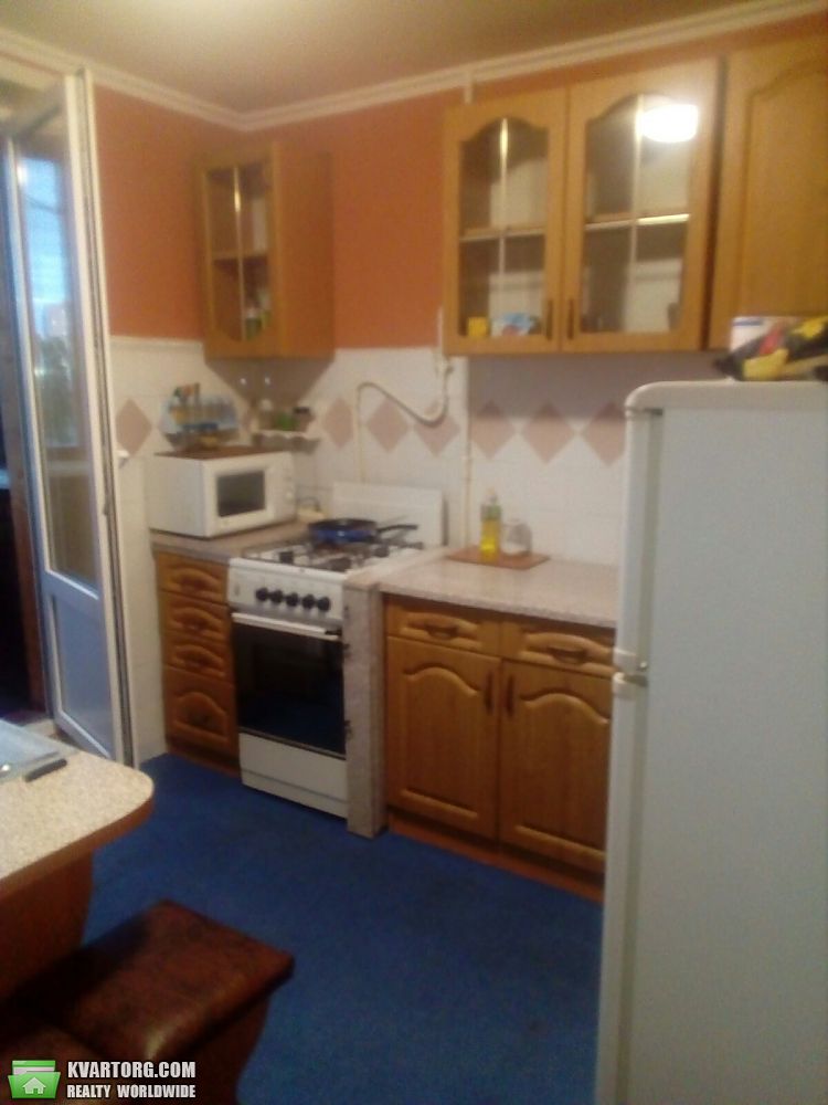 Rent out 2-room apartment. Киев, тычыны — photo 5