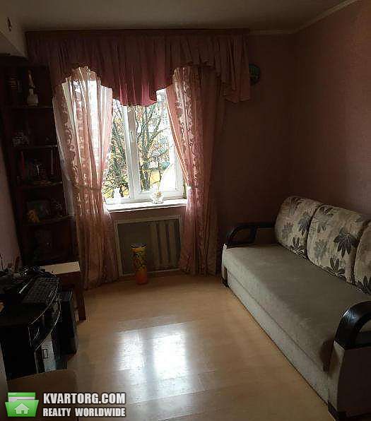 Sell 3-room apartment. Киев,  Комарова — photo 2