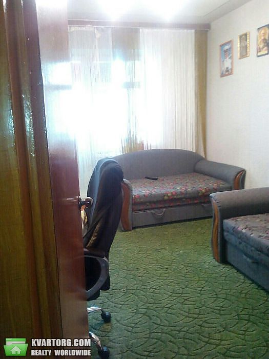 Sell 3-room apartment. Киев,  Героев Днепра — photo 1
