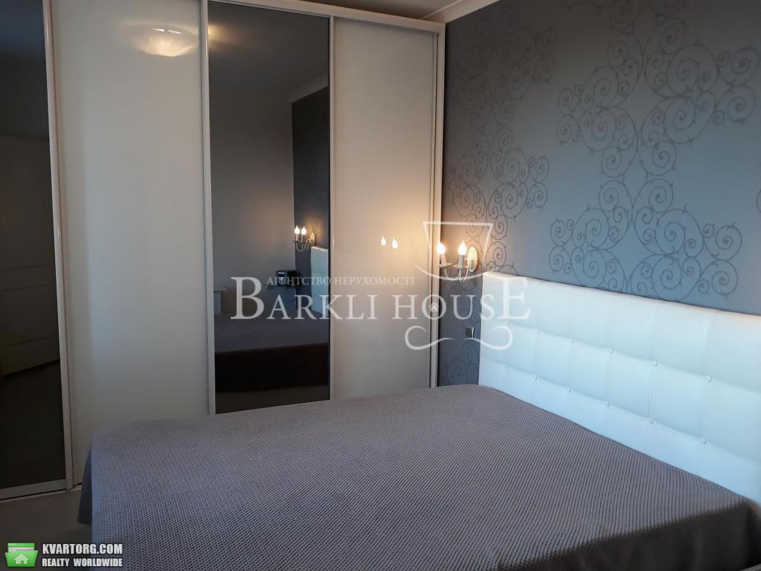 Rent out 3-room apartment. Киев,  Суворова — photo 5