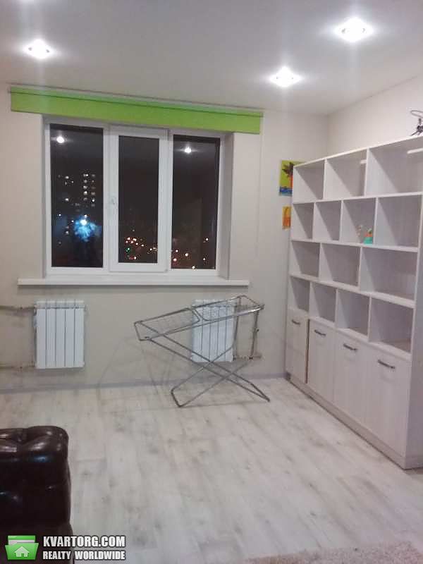 Rent out 2-room apartment. Харьков, Амосова — photo 2