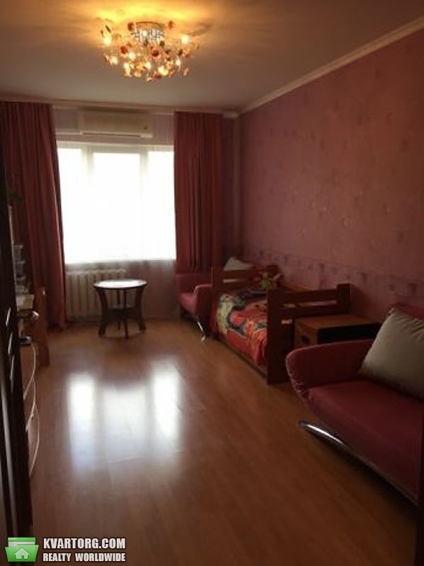 Sell 1-room apartment. Киев,  Урловская — photo 1