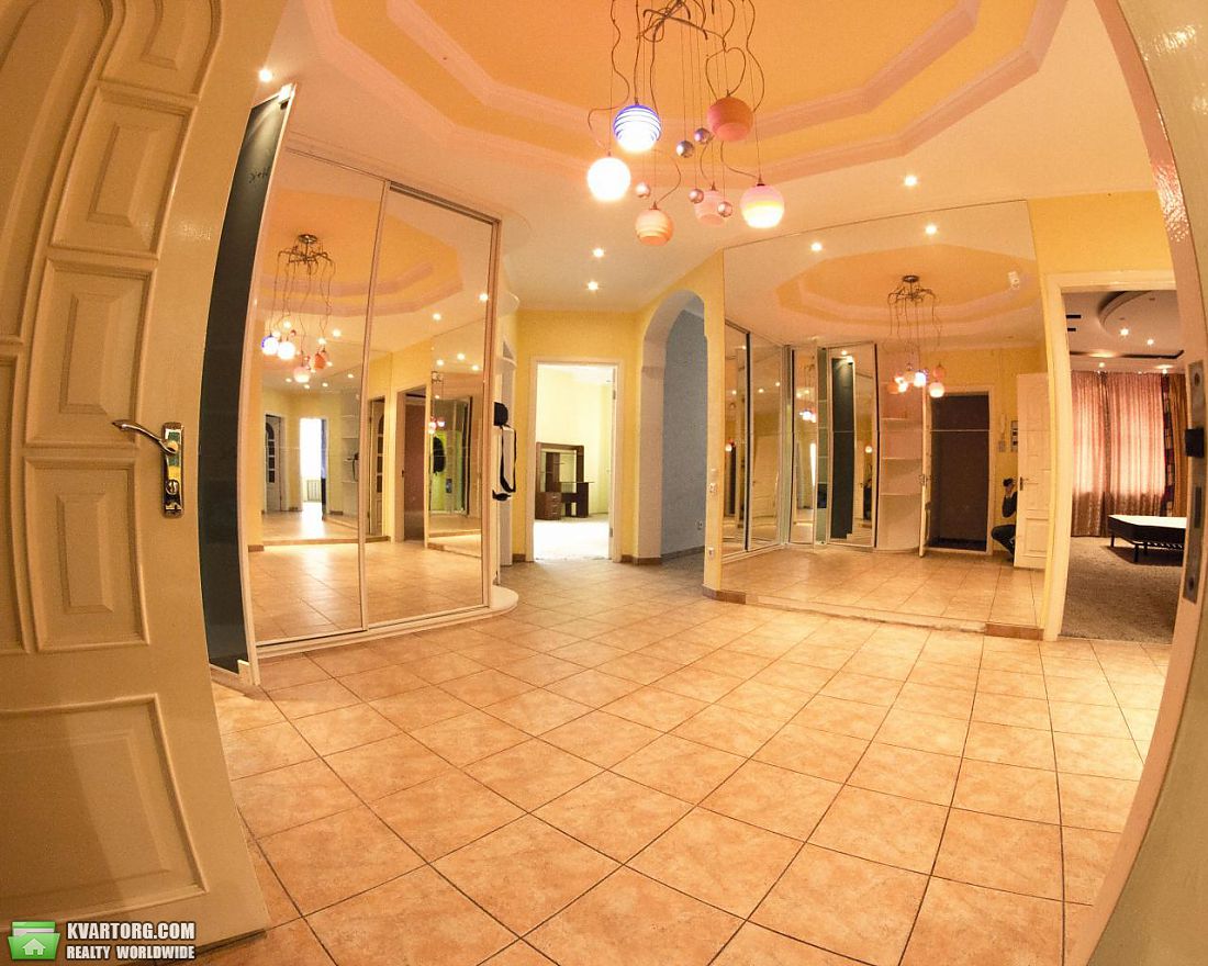 Sell 3-room apartment. Киев,  Дмитриевская — photo 1