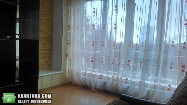 Rent out 1-room apartment. Киев, покотила — photo 2