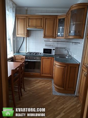 Rent out 3-room apartment. Киев,  Лятошинского — photo 5