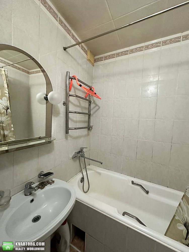 Rent out 1-room apartment. Киев, Микитенка — photo 8
