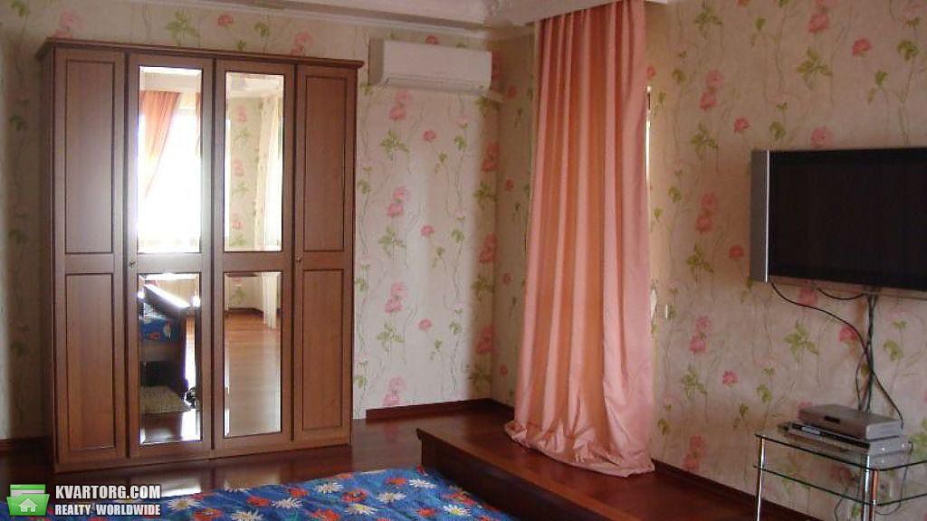 Rent out house. Киев, Интернациональная площадь — photo 3