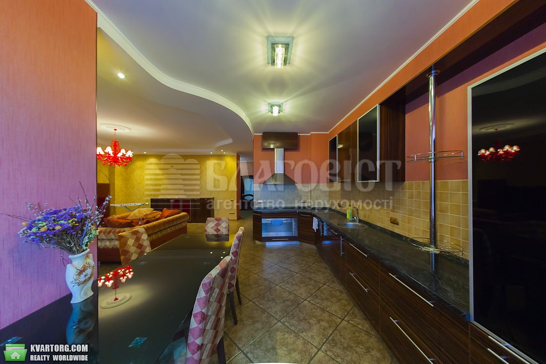 Rent out 3-room apartment. Киев,  Московская — photo 3