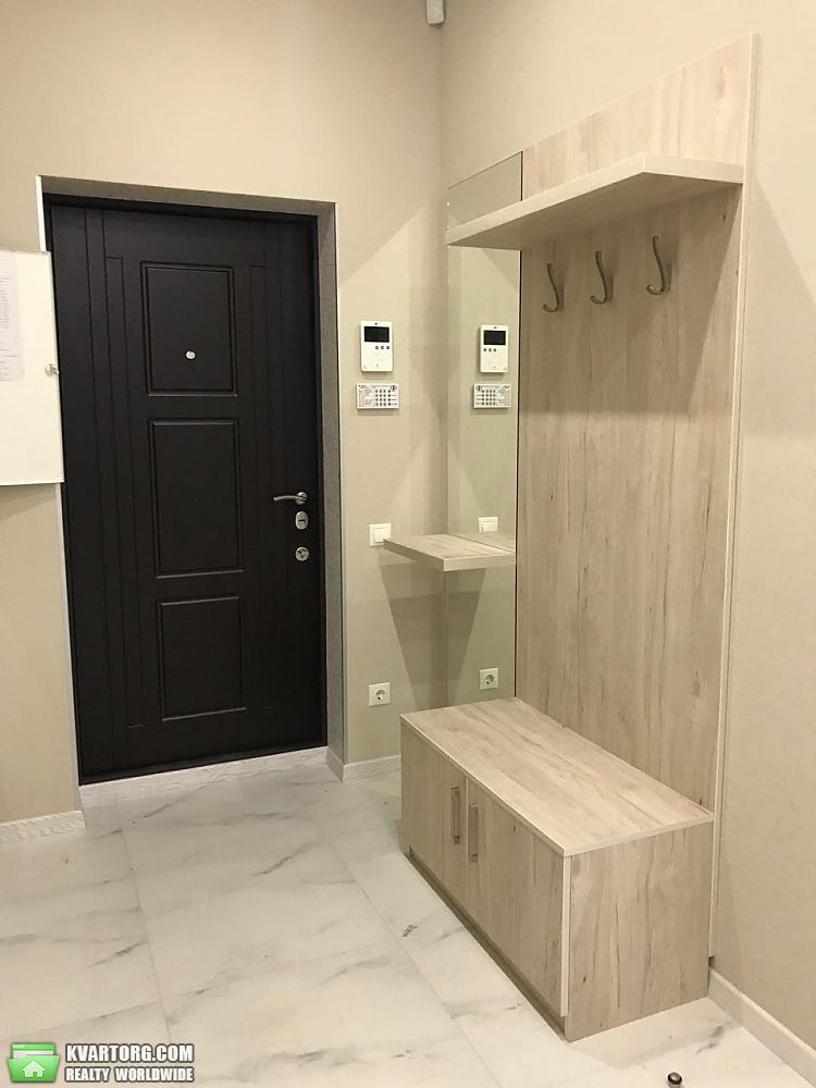 Rent out 3-room apartment. Киев, Лумумбы — photo 2