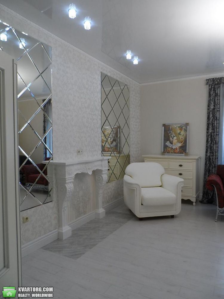 Rent out house. Киев, Старообуховская — photo 4