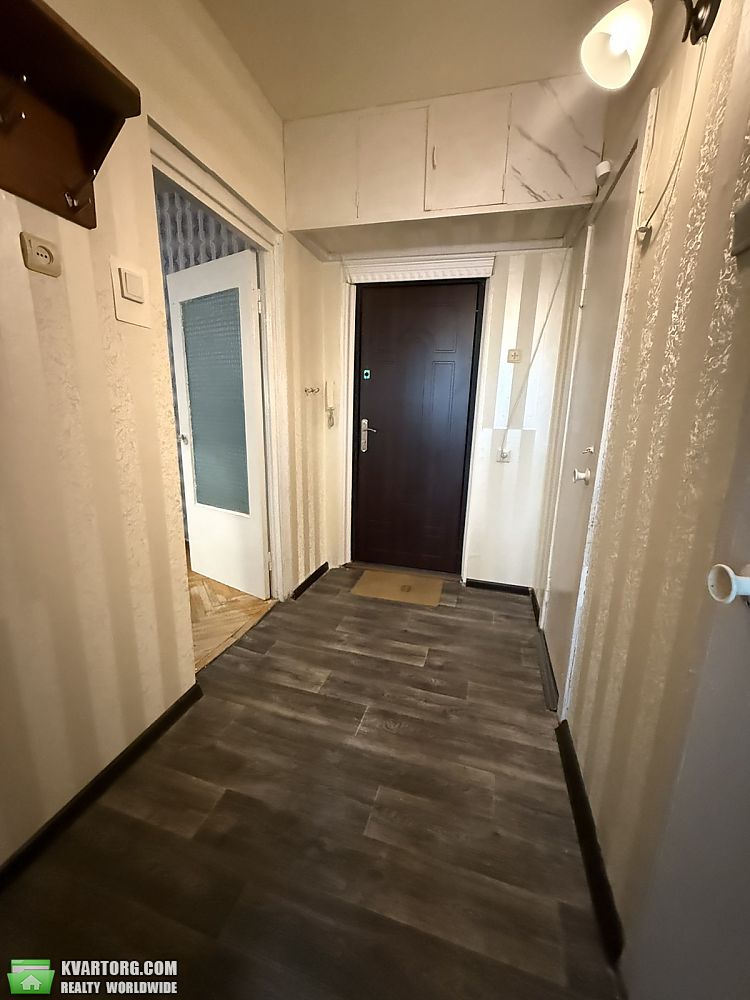 Rent out 1-room apartment. Киев, Тулузы — photo 5