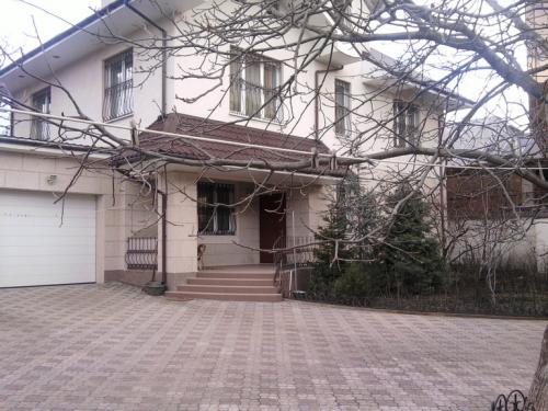 Sell house. Одесса, Компасный переулок — photo 1