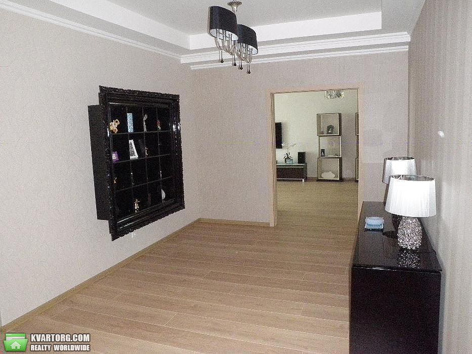 Rent out 3-room apartment. Киев,  Зверинецкая — photo 3