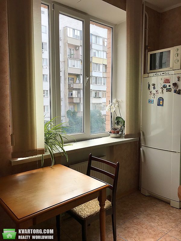 Rent out 3-room apartment. Киев,  Шота Руставели — photo 7