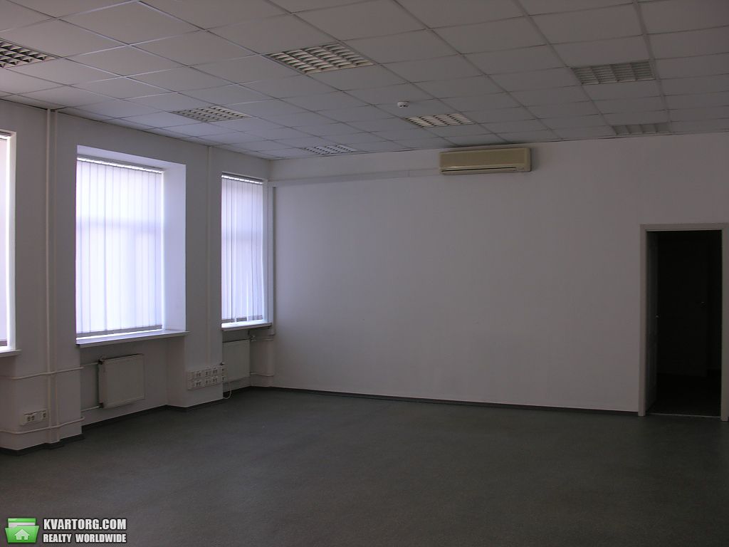 Rent out office. Киев, Московском п-те — photo 1