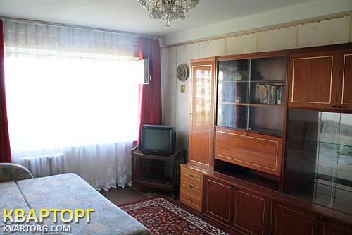 Rent out 2-room apartment. Киев,  Киото — photo 2
