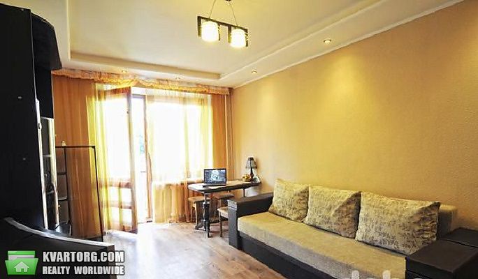 Sell 1-room apartment. Киев,  Жилянская — photo 2
