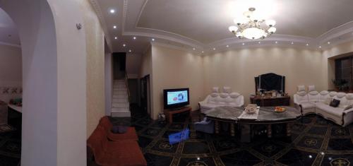 Sell house. Одесса, улица Сакко — photo 1