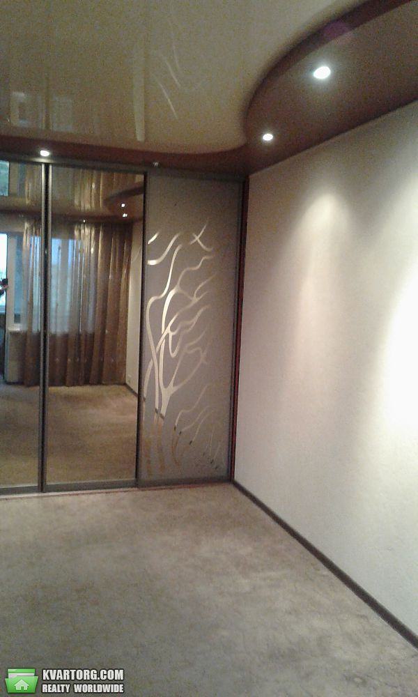 Rent out 2-room apartment. Киев,  Наумова — photo 7