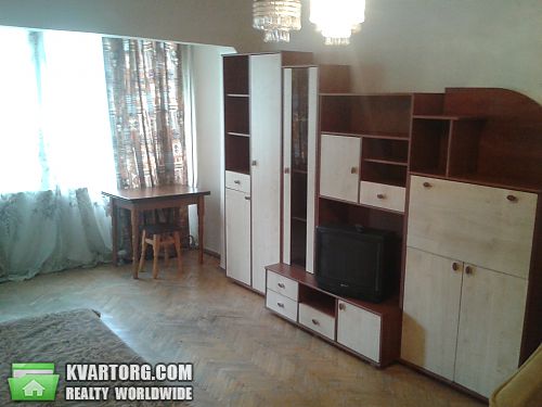 Rent out 1-room apartment. Киев, Березняковская — photo 1