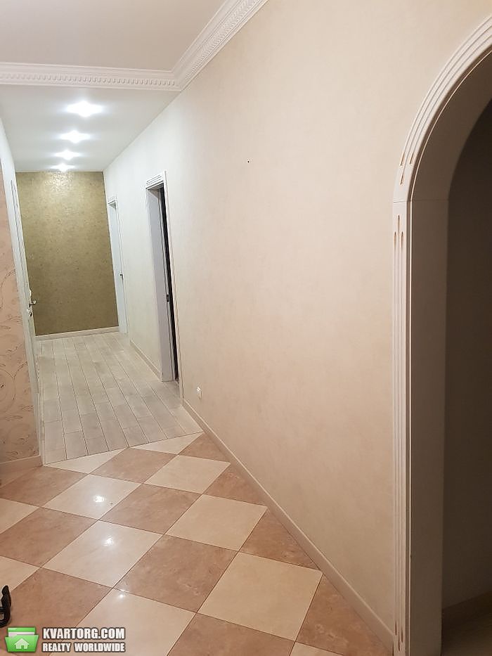 Sell 3-room apartment. Киев,  Вышгородская — photo 2