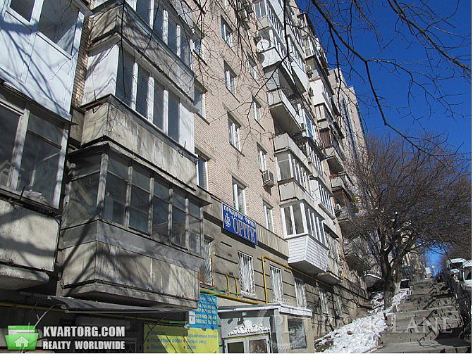 Sell 1-room apartment. Киев,  Шелковичная — photo 2