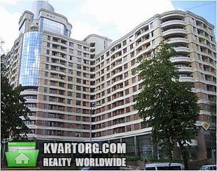Rent out 2-room apartment. Киев,  Жилянская — photo 8