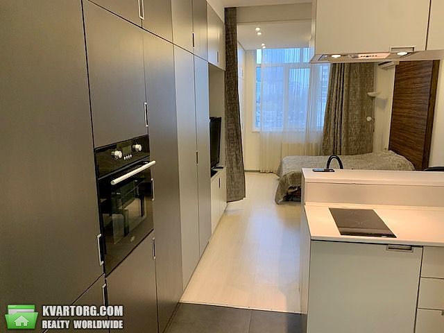 Sell 1-room apartment. Киев,  Жилянская — photo 4
