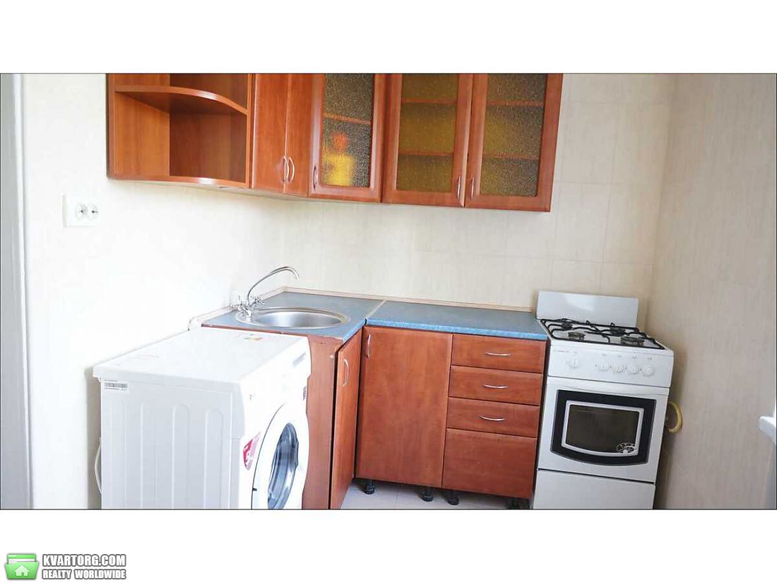 Sell 1-room apartment. Киев,  Соломенская — photo 4