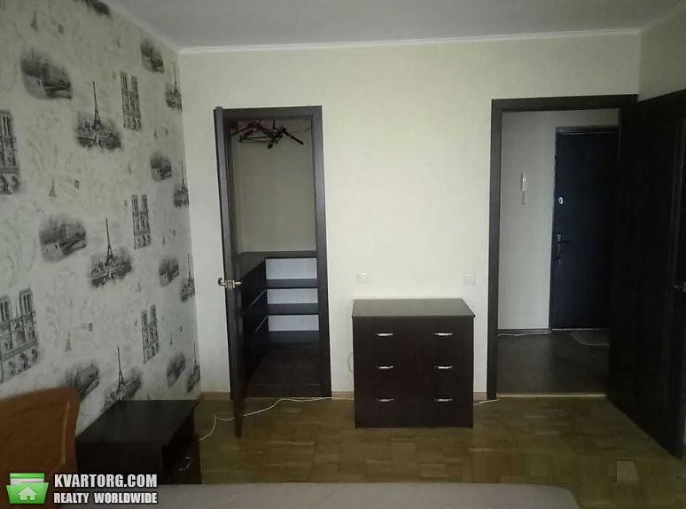 Sell 1-room apartment. Киев,  Зодчих — photo 3