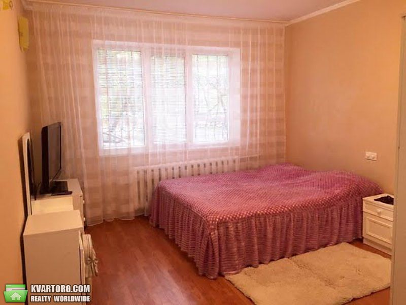 Sell 1-room apartment. Киев,  Никольско-Слободская — photo 3