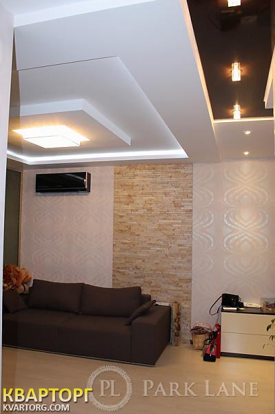 Sell 2-room apartment. Киев,  Майорова — photo 1