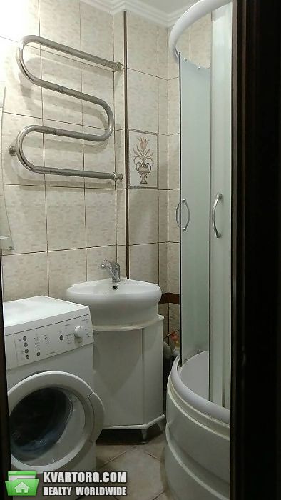 Rent out 3-room apartment. Киев,  Братиславская — photo 8