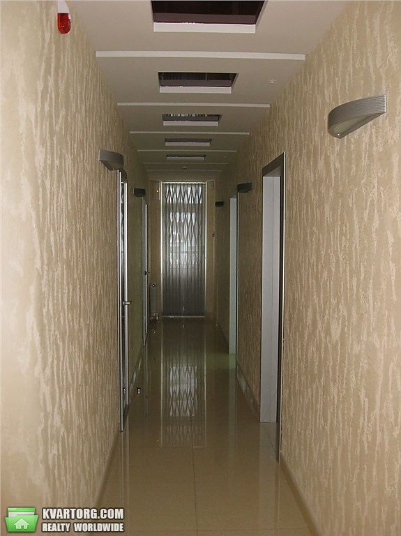 Rent out office. Киев, ул.Раисы Окипной — photo 4
