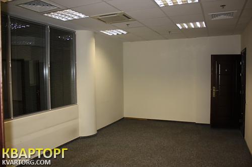 Rent out office. Киев, Жилянская — photo 2