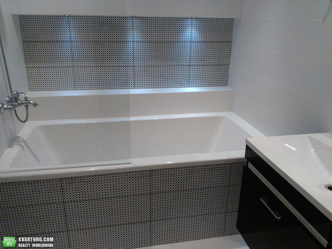 Rent out 2-room apartment. Киев,  Петрицкого — photo 7