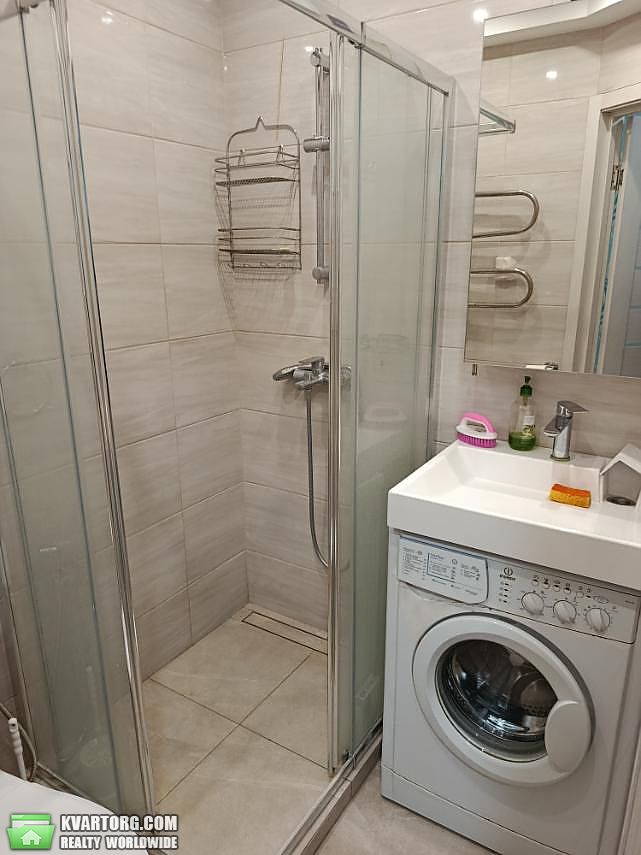 Rent out 1-room apartment. Киев, Ореста Левицького — photo 4