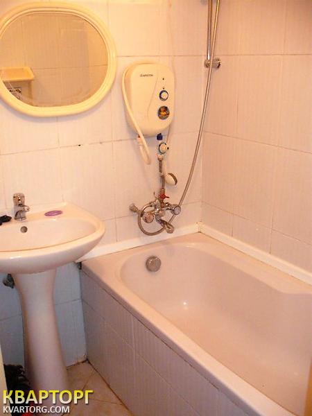 Rent out 2-room apartment. Киев, красноармейская — photo 8