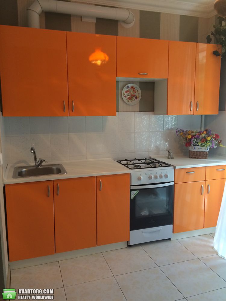 Sell 2-room apartment. Днепропетровск, Комсомольская — photo 1