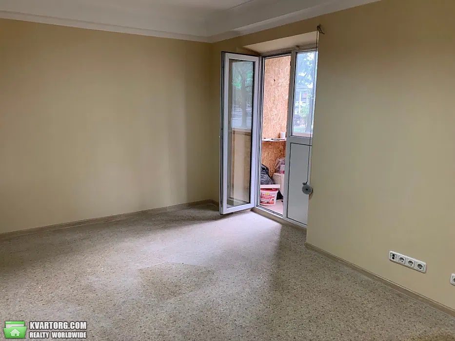 Sell 2-room apartment. Киев,  Зодчих — photo 3