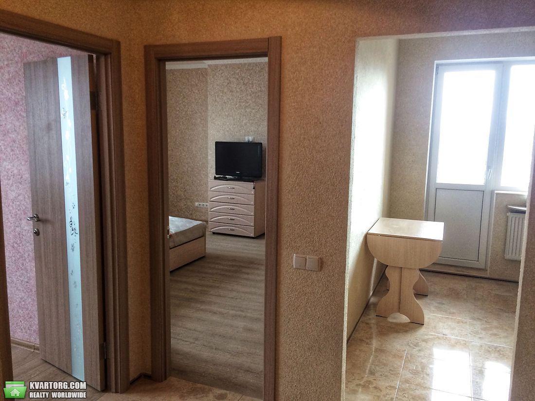 Rent out 2-room apartment. Киев,  Теремковская — photo 7