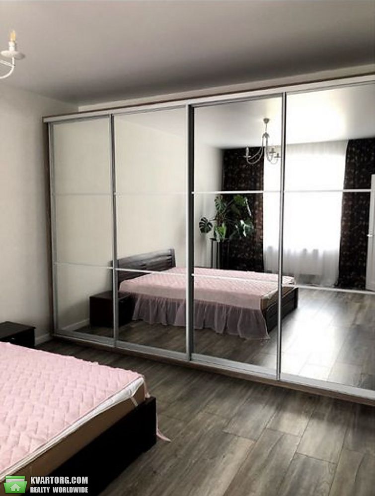 Sell 2-room apartment. Киев,  Комбинатная — photo 9