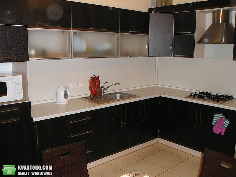 Rent out house. Киев, Жамбила Жамбаева — photo 4